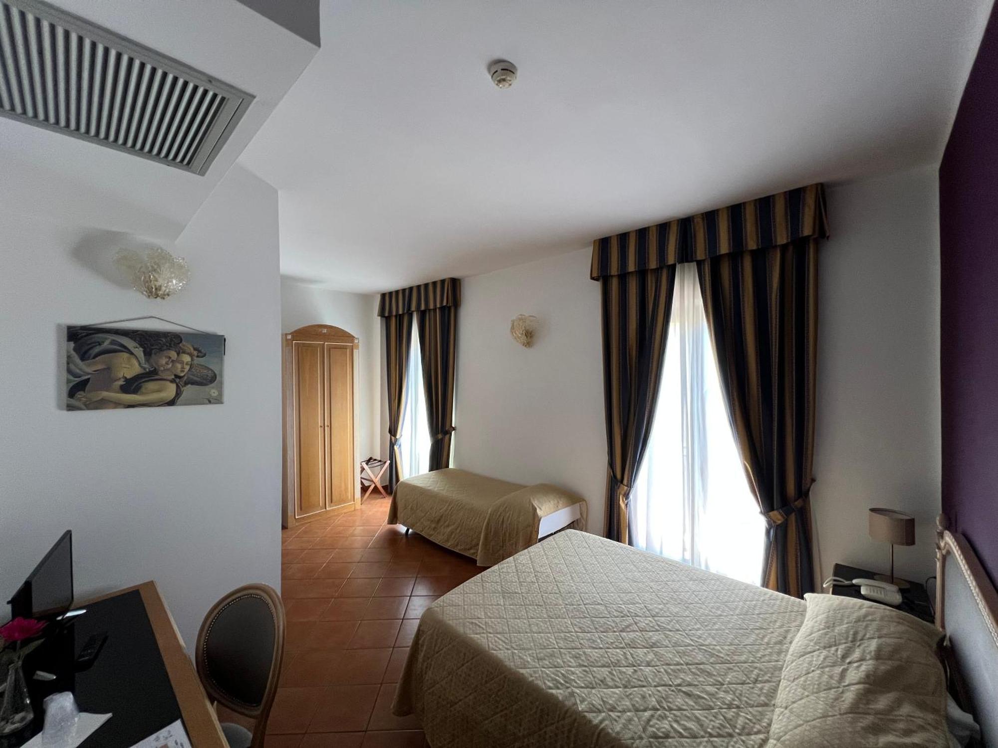 Hotel Bologna Florencia